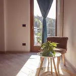 Larius - View - Free Parking * マンデッロ・デル・ラーリオ