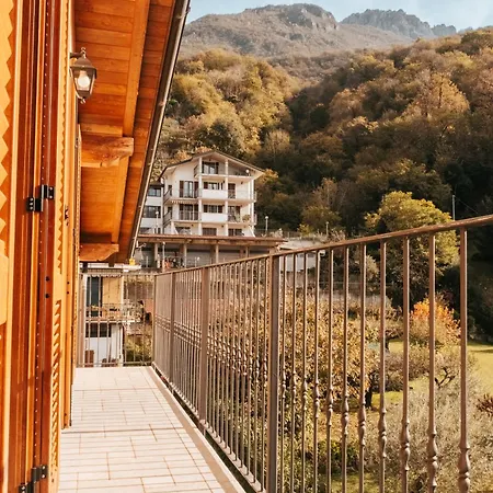 Larius - View Apartamento