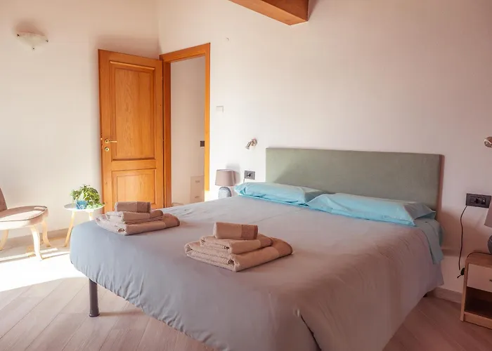Larius - View - Free Parking * Mandello del Lario